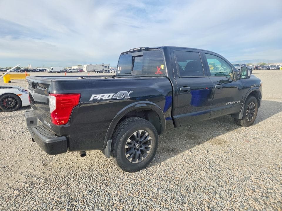 2018 NISSAN TITAN PRO-4X 3