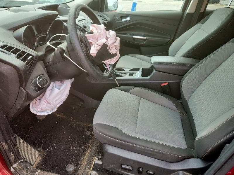 2017 FORD ESCAPE SE 7