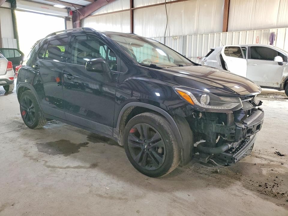 2020 CHEVROLET TRAX 1LT 4