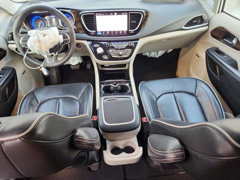 2022 CHRYSLER PACIFICA LIMITED 8