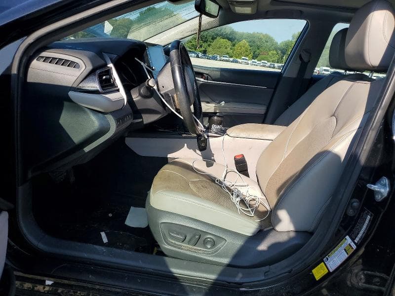 2021 TOYOTA CAMRY XSE 7
