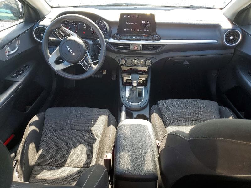 2022 KIA FORTE LXS 8