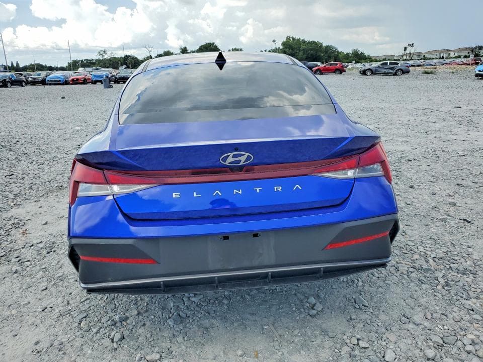 2024 HYUNDAI ELANTRA SEL 6