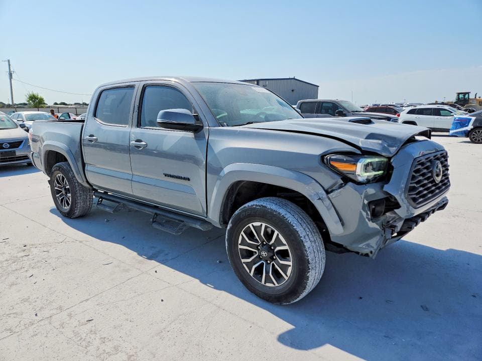 2021 TOYOTA TACOMA TRD SPORT 4
