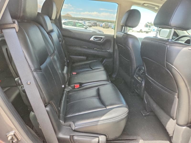 2017 NISSAN PATHFINDER SL 11