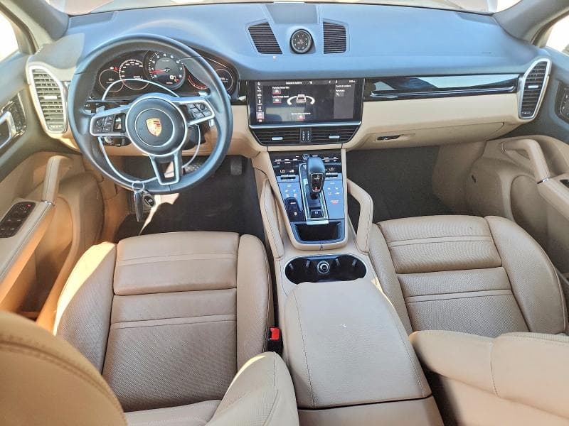 2019 PORSCHE CAYENNE 8
