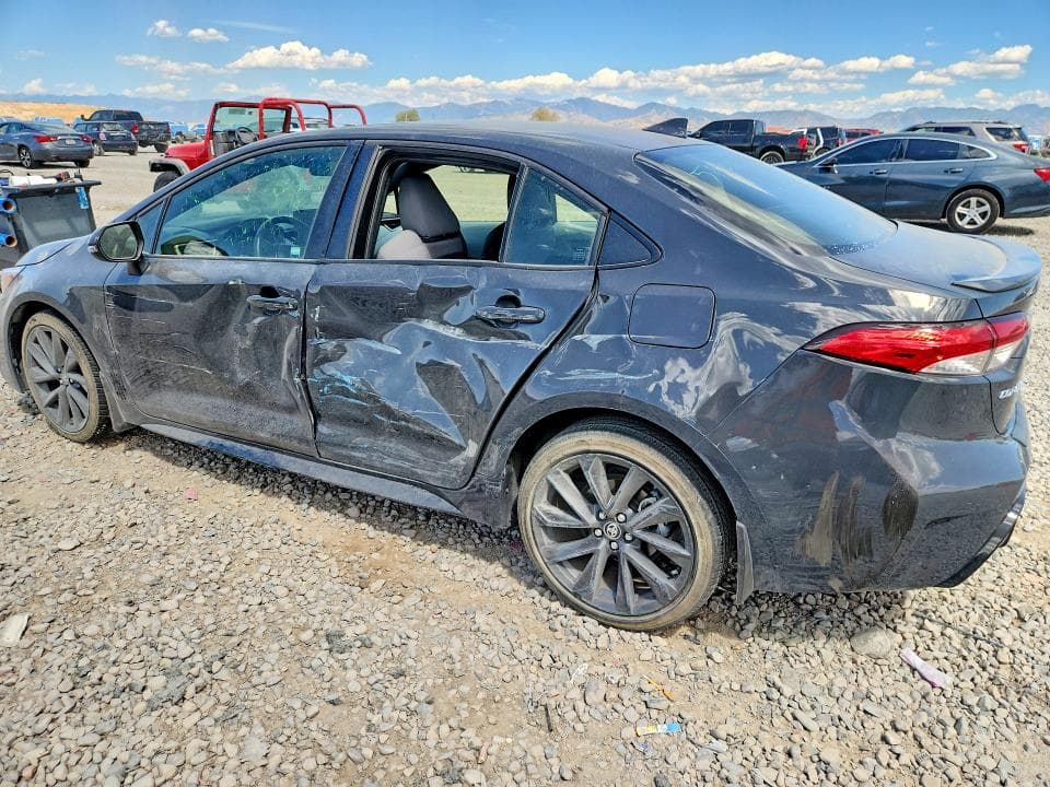 2023 TOYOTA COROLLA HYBRID SE 2