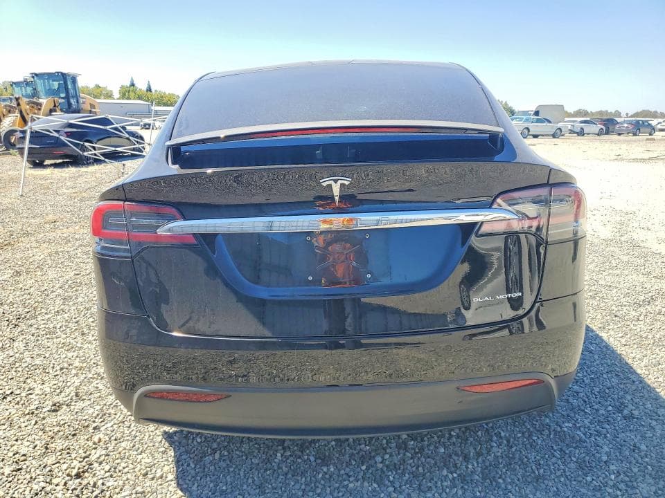 2017 TESLA MODEL X 6