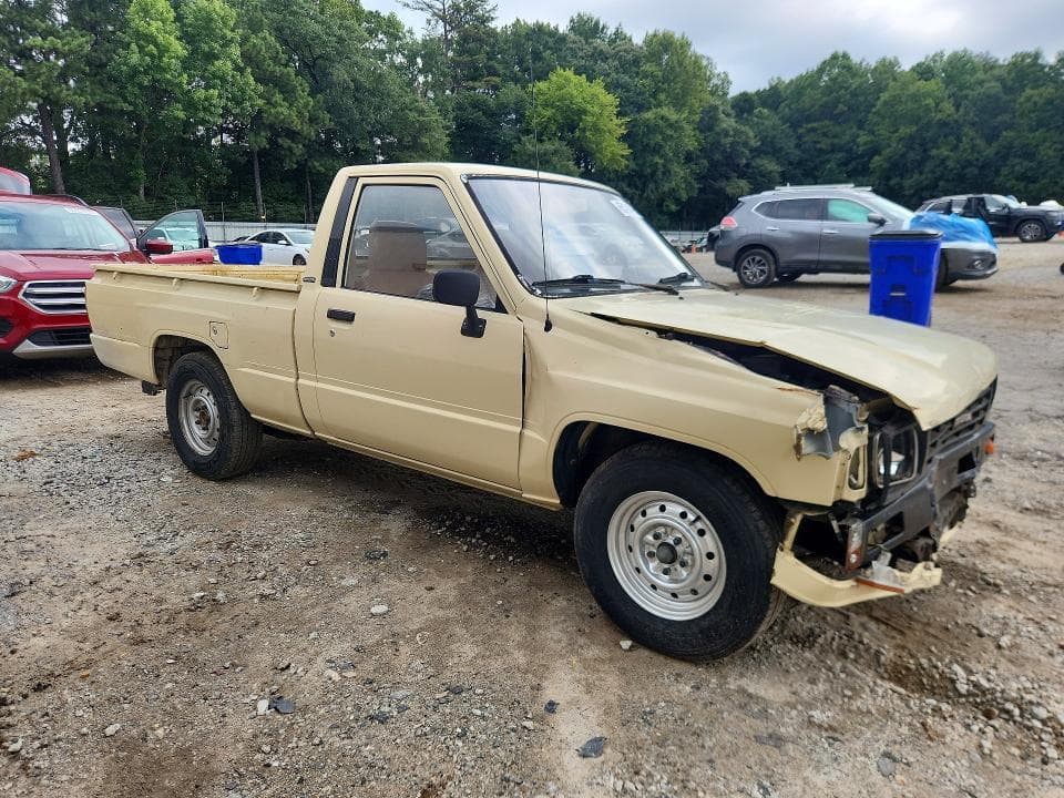 1984 TOYOTA PICKUP 1/2 TON RN50 4