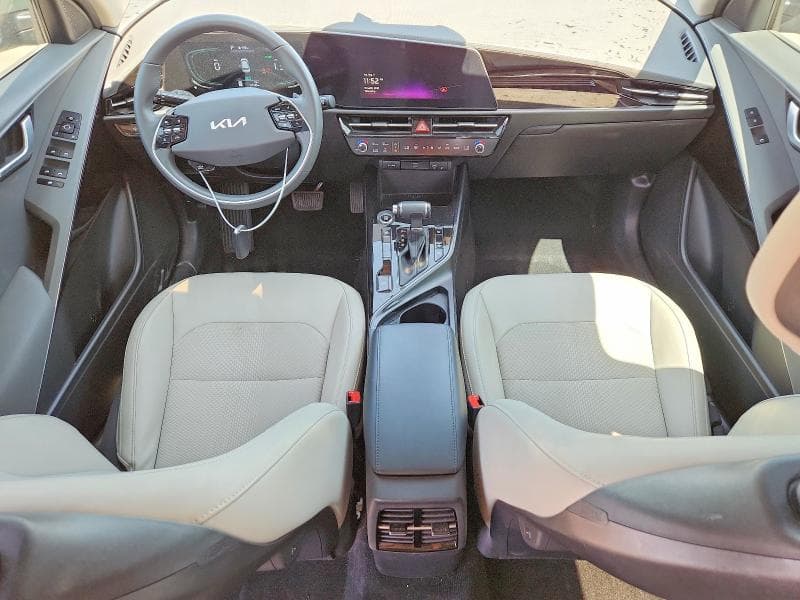 2023 KIA NIRO EX 8