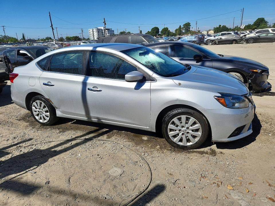 2018 NISSAN SENTRA S 4