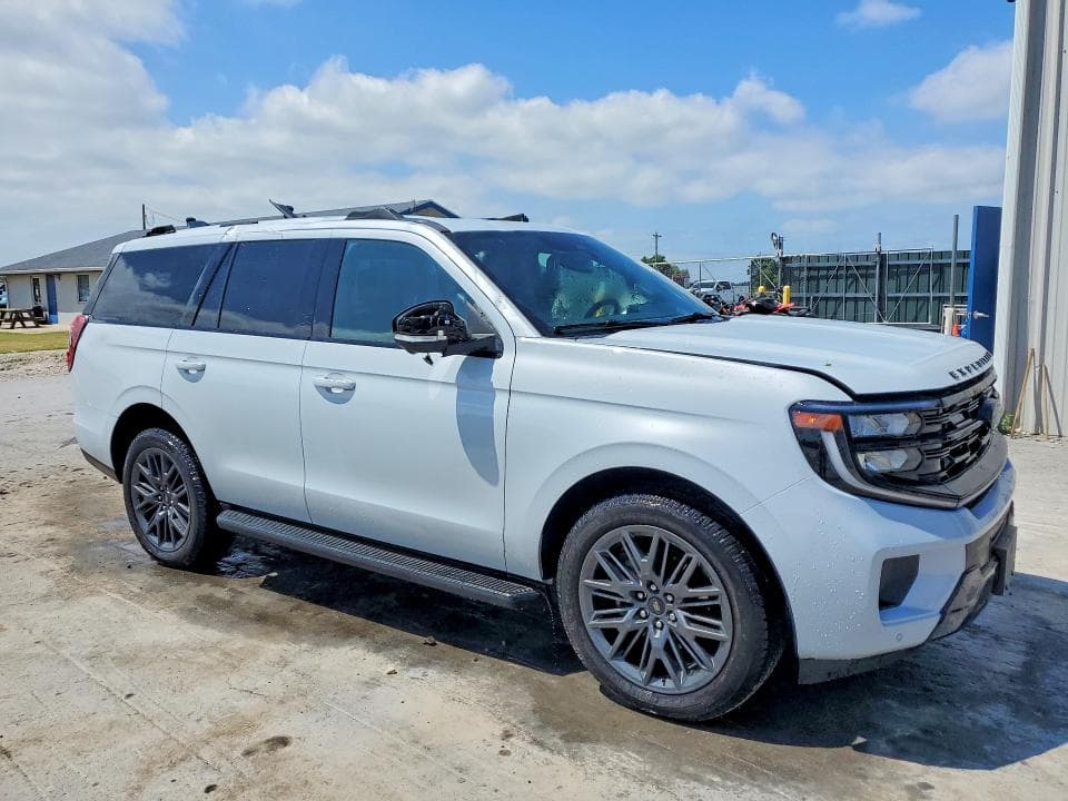 2026 FORD EXPEDITION PLATINUM 4