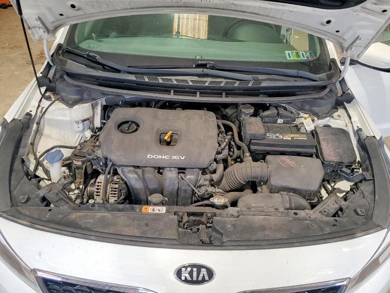 2017 KIA FORTE LX 11
