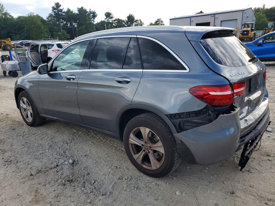 2017 MERCEDES-BENZ GLC 300 4MATIC 2