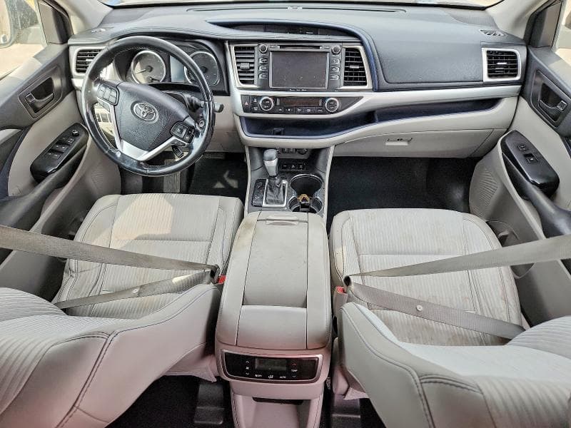 2018 TOYOTA HIGHLANDER LE PLUS 8