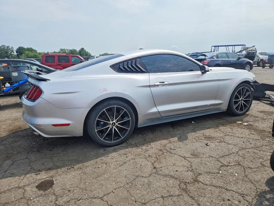 2017 FORD MUSTANG 3