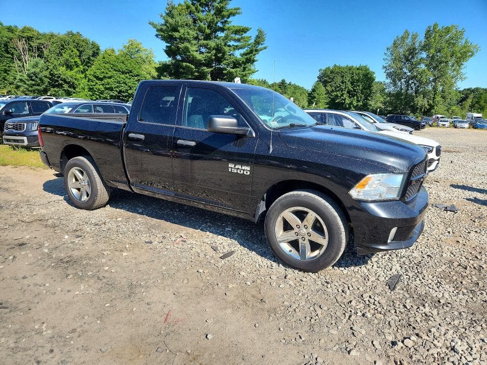 2017 RAM 1500 ST 4