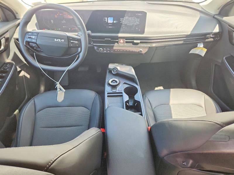 2025 KIA EV6 LIGHT LONG RANGE 8