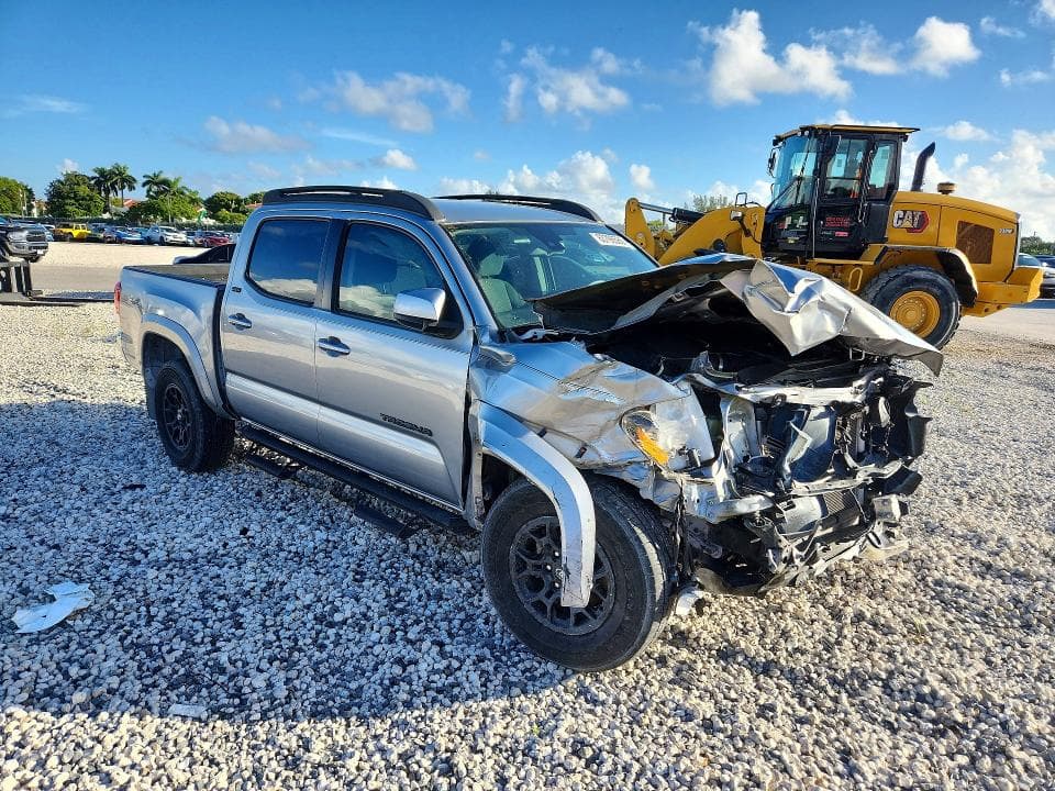 2020 TOYOTA TACOMA SR5 V6 4