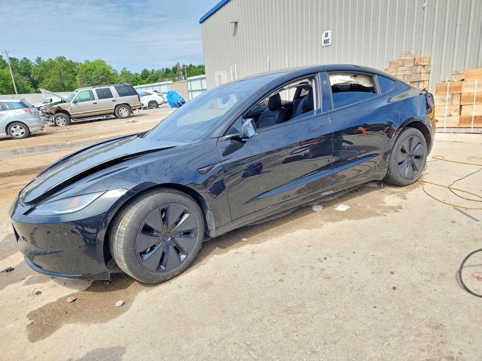2025 TESLA MODEL 3 - 1