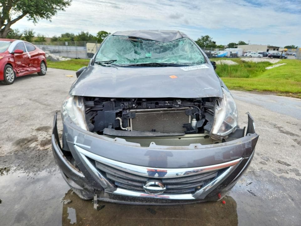 2019 NISSAN VERSA S PLUS 5