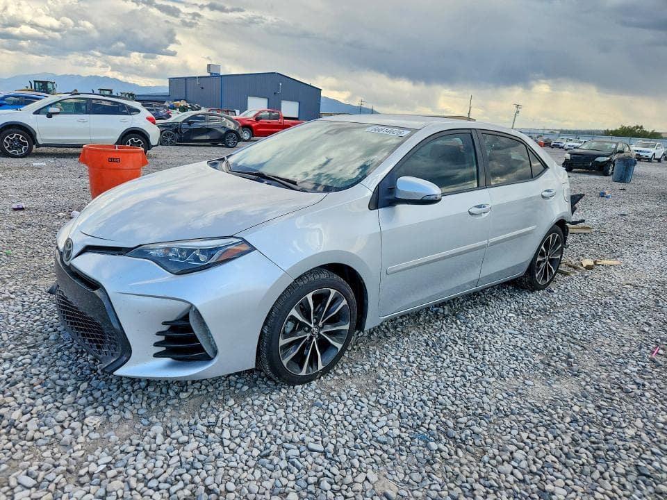 2017 TOYOTA COROLLA SE - 1