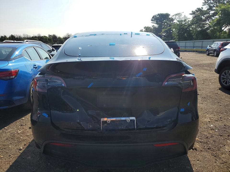 2021 TESLA MODEL Y 6