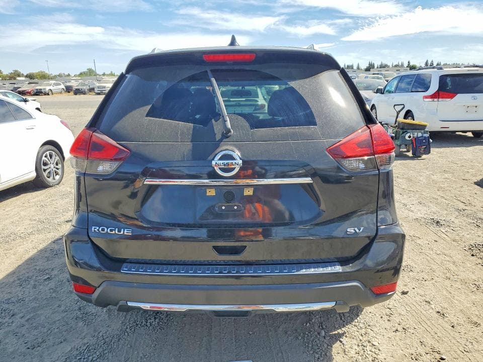 2017 NISSAN ROGUE SV 6