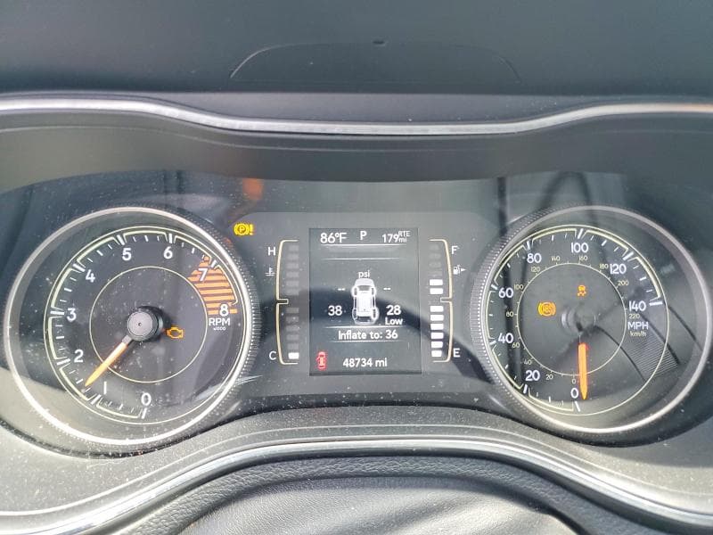 2019 JEEP CHEROKEE LATITUDE PLUS 9
