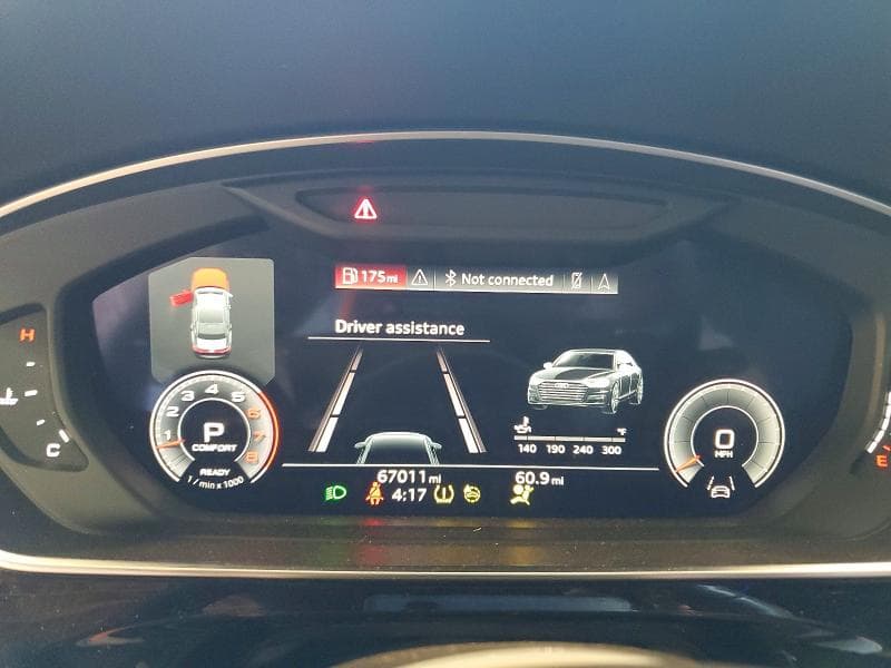 2021 AUDI A8 L 9