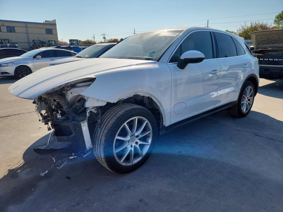 2019 PORSCHE CAYENNE - 1