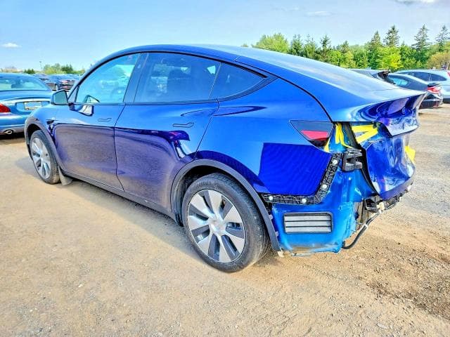 2024 TESLA MODEL Y 2