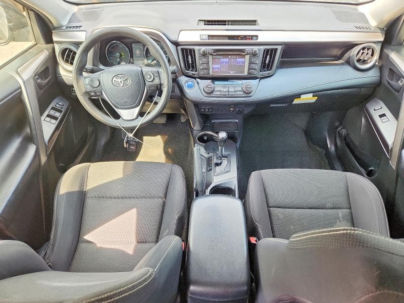 2018 TOYOTA RAV4 HYBRID LE 8
