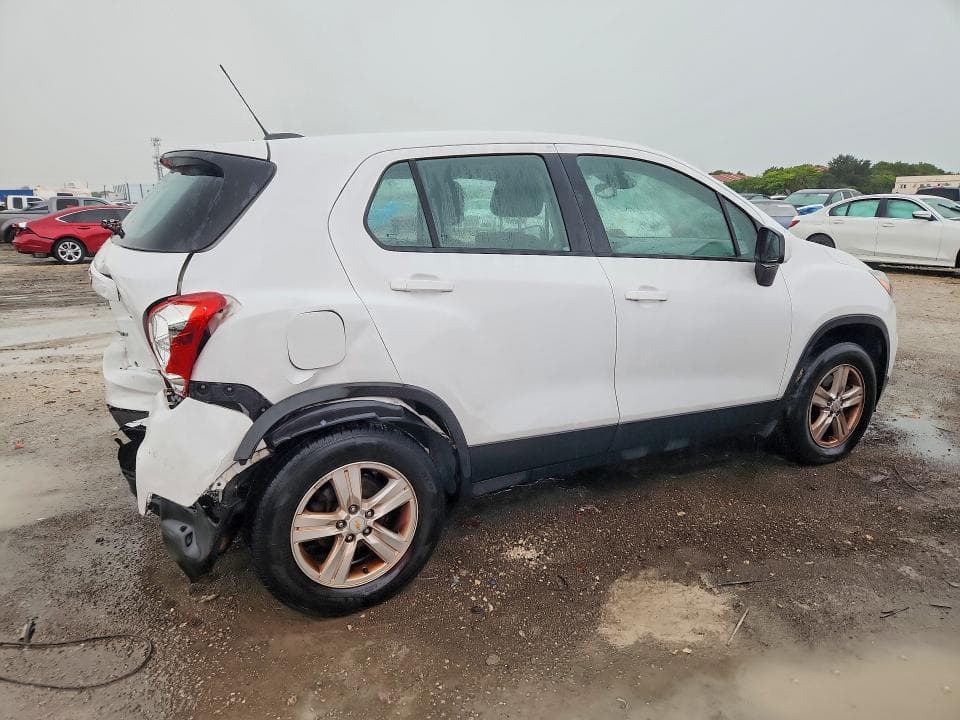 2017 CHEVROLET TRAX LS 3
