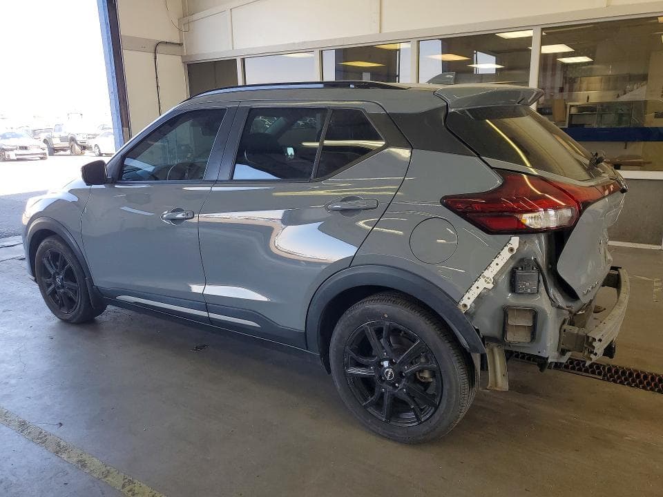 2022 NISSAN KICKS SR 2