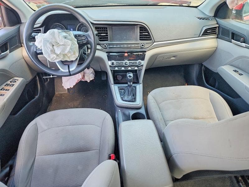 2020 HYUNDAI ELANTRA 8