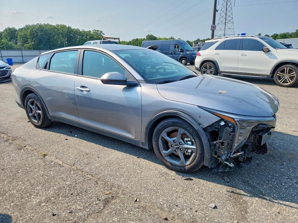 2026 KIA K4 LXS 4
