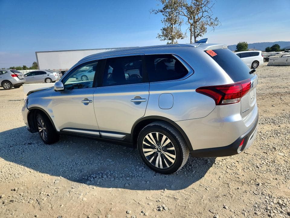 2020 MITSUBISHI OUTLANDER SE 2