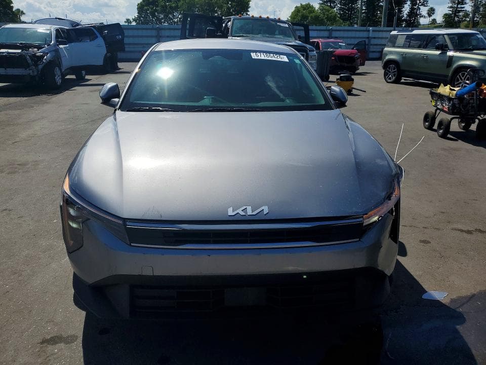 2025 KIA K4 LXS 5