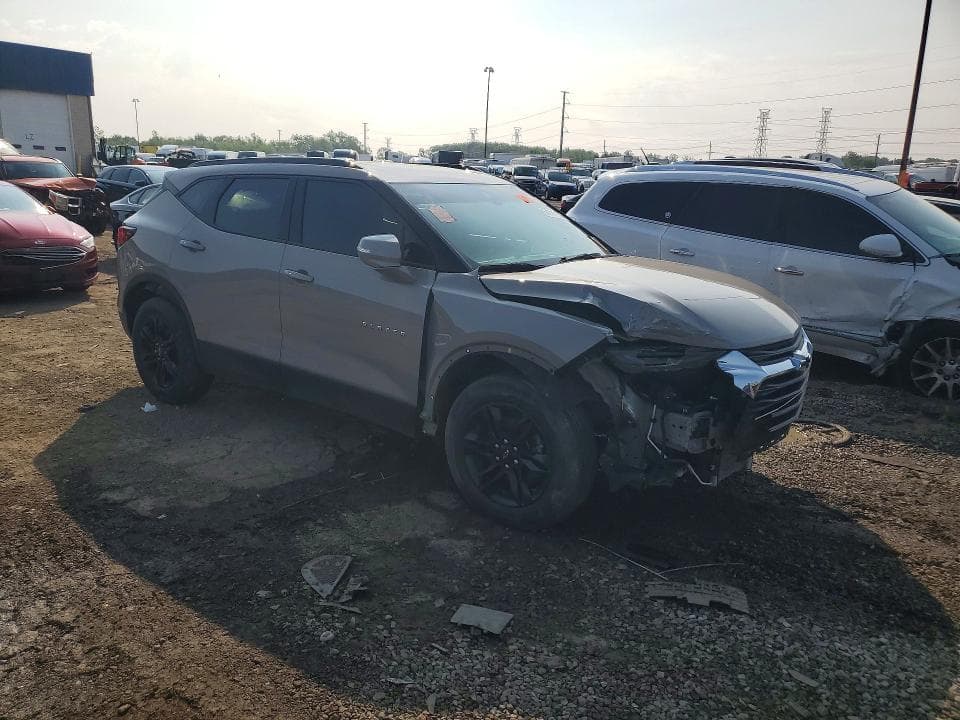 2021 CHEVROLET BLAZER 2LT 4