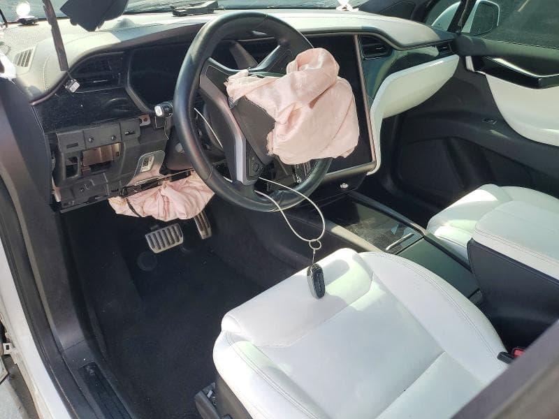 2021 TESLA MODEL X 8