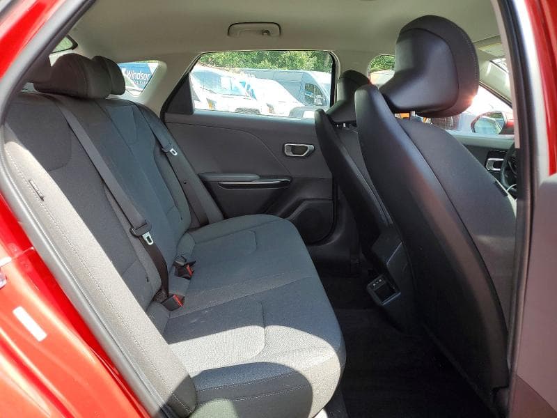 2025 KIA K4 LXS 10