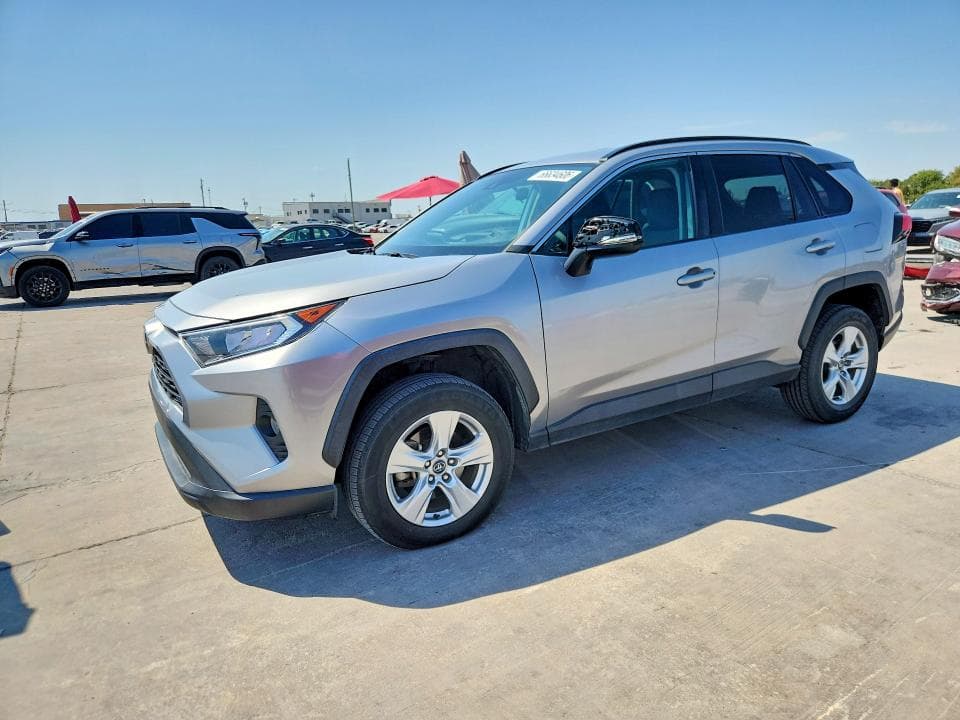 2020 TOYOTA RAV4 XLE - 1