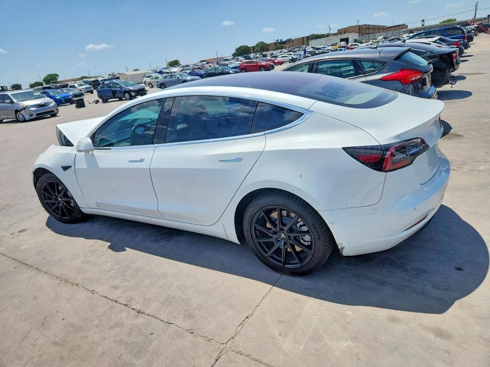 2018 TESLA MDL Y 4D STD 2