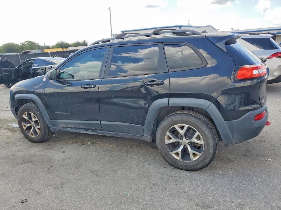 2017 JEEP CHEROKEE TRAILHAWK 2