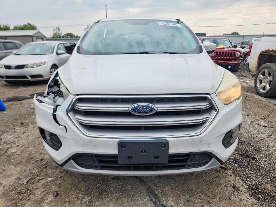 2017 FORD ESCAPE SE 5