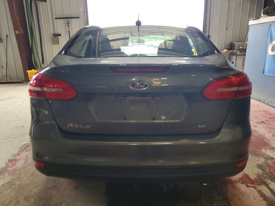 2018 FORD FOCUS SE 6