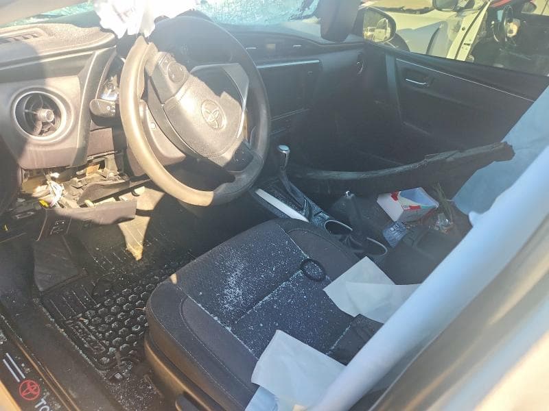 2017 TOYOTA COROLLA L 8