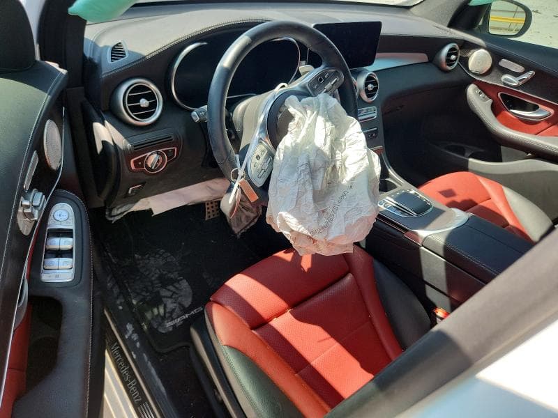 2023 MERCEDES-BENZ GLC COUPE 300 4MATIC 8
