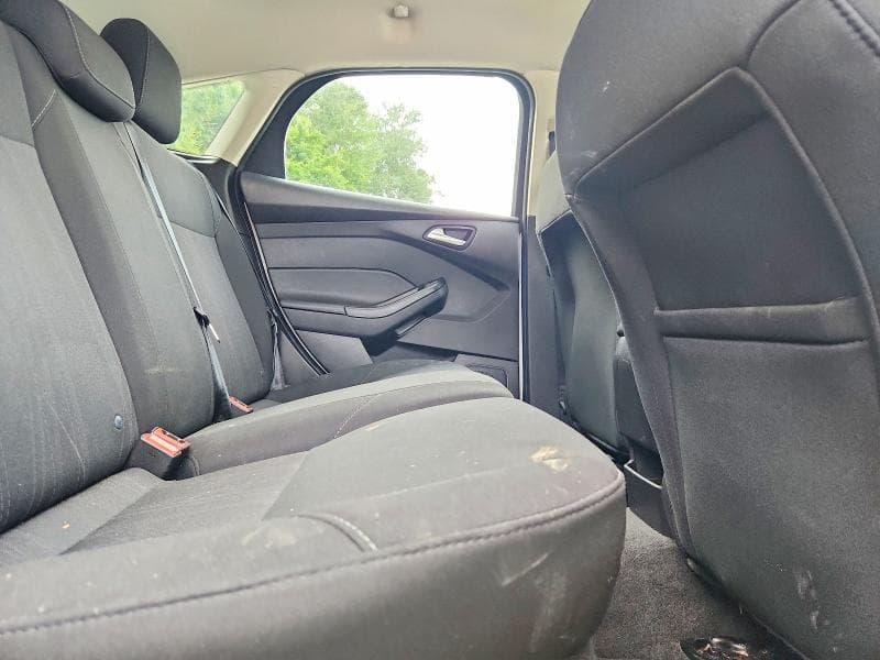 2018 FORD FOCUS SE 10